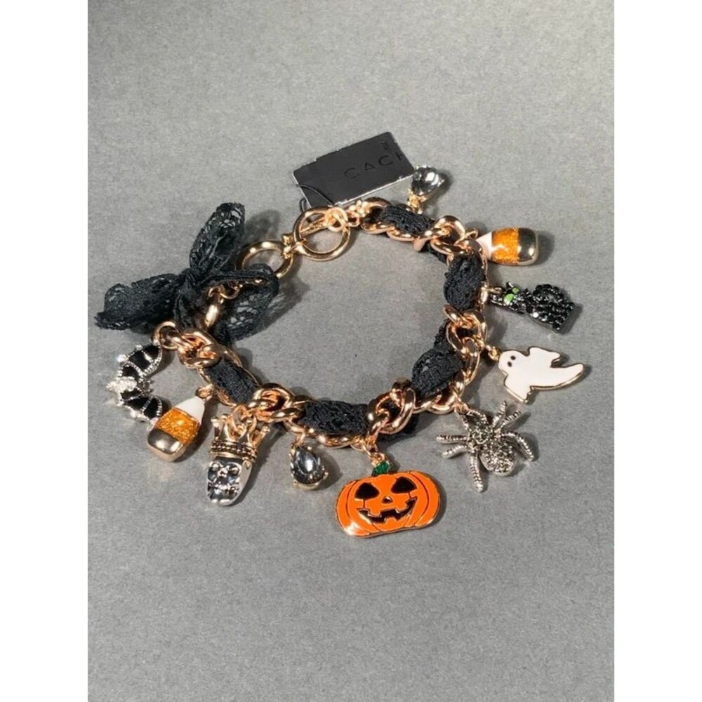 NWT CachΓ© Halloween Charm Bracelet Pumpkin Ghost Spider Black Lace Gold Tone - Picture 4 of 11
